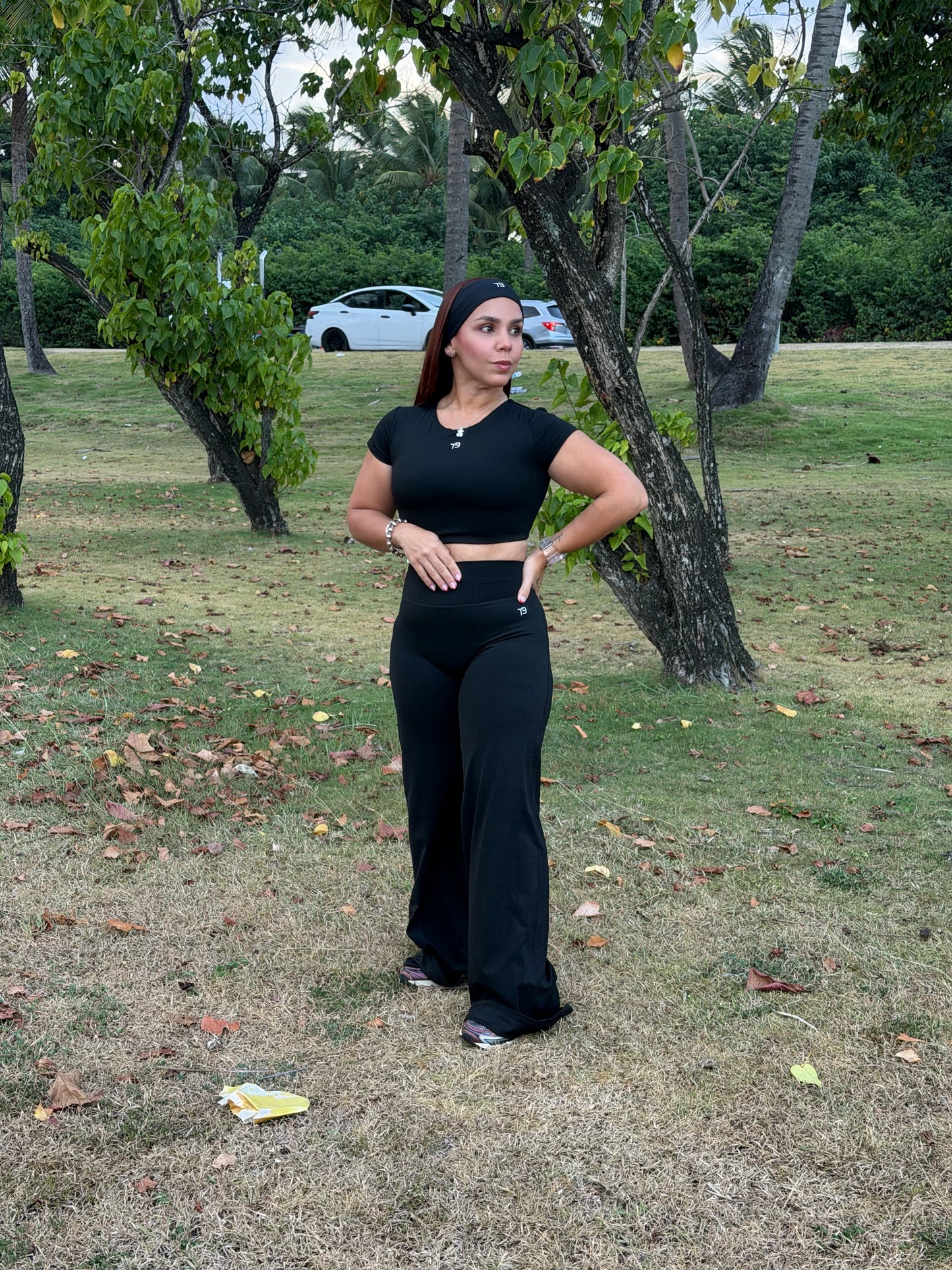Flare Black Set